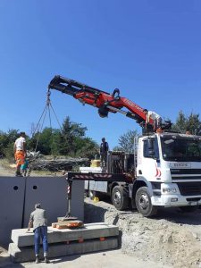 Posa-manufatto-gru-2